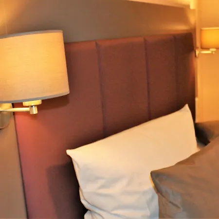 Zum Brunnen Штайнбах-ам-Таунус