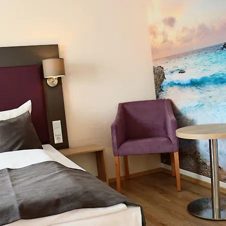 Отель Zum Brunnen 2*