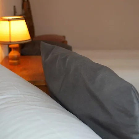 Zum Brunnen Hotel