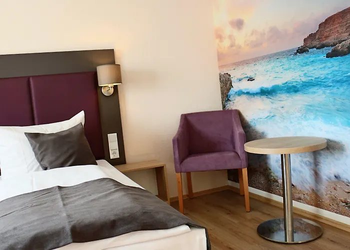 Отель Zum Brunnen 2*