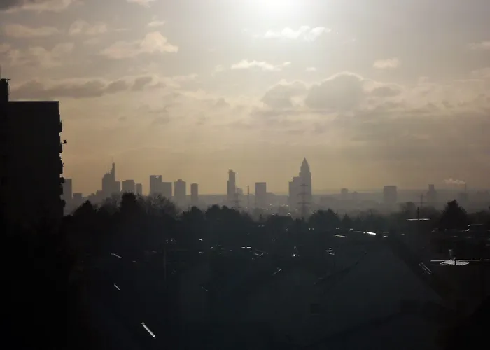 Zum Brunnen Отель 2*