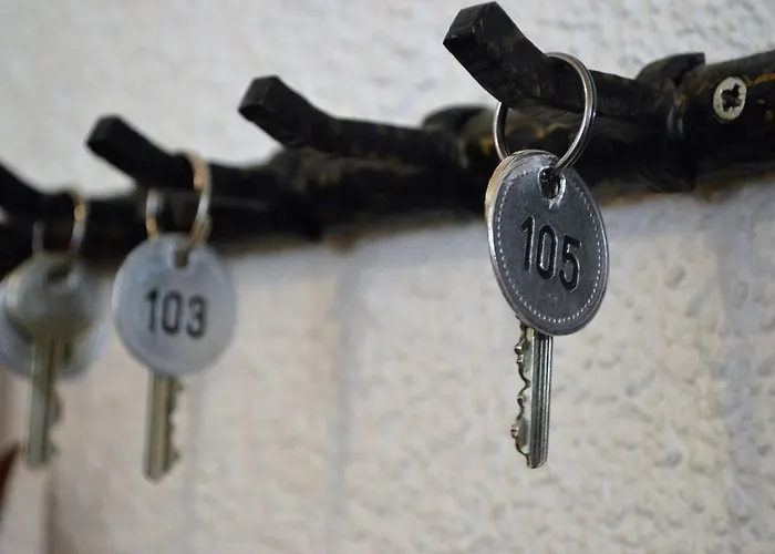 Отель Zum Brunnen 2*